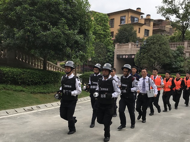 1563241873571779.jpg 金輝物業(yè)防汛演習(xí)